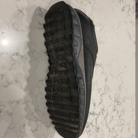 Cole Haan black Grand OS, size 11m - Picture 6 of 6